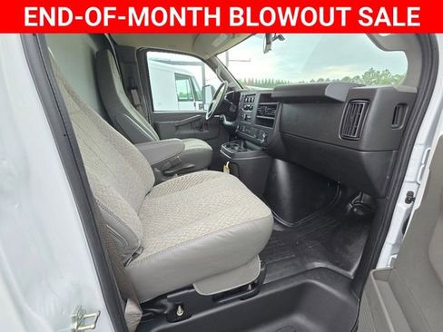 New 2024 Chevrolet Express 3500 w/ Power Convenience Package image 32