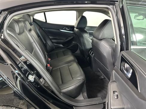 Used 2023 Nissan Maxima SV w/ Floor Mat Group image 27