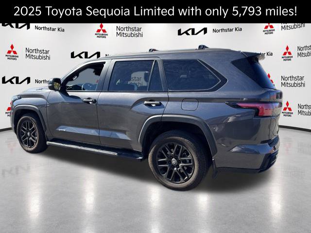 Used 2025 Toyota Sequoia Limited w/ Tow Technology Package AWD/4WD image 4