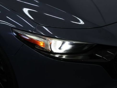 Used 2020 MAZDA MAZDA3 Hatchback w/ Premium Package FWD image 27