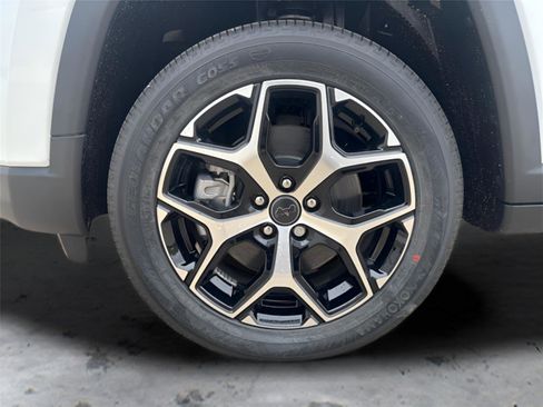 New 2026 Jeep Compass Limited AWD/4WD image 14