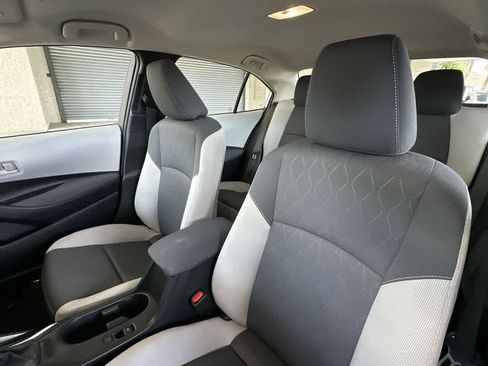 Used 2024 Toyota Corolla LE FWD image 14