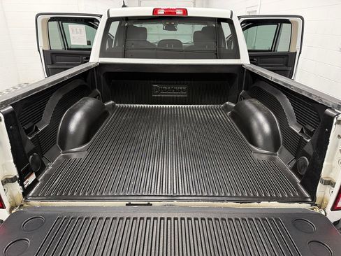 Used 2019 RAM 1500 Express w/ Wheel & Sound Group AWD/4WD image 23