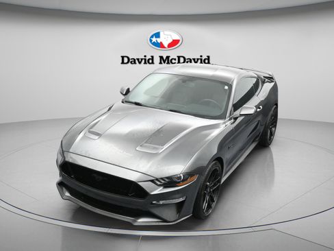 Used 2019 Ford Mustang GT Premium RWD image 34