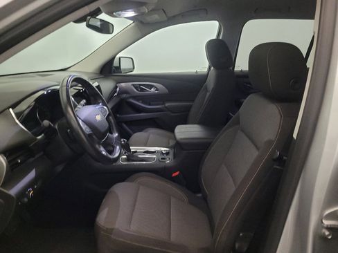 Used 2020 Chevrolet Traverse LT w/ LPO, Floor Liner Package AWD/4WD image 17