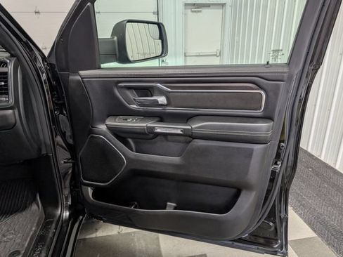 Used 2025 RAM 1500 Laramie w/ Sport Appearance Package AWD/4WD image 29