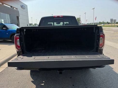 Used 2017 GMC Sierra 1500 Denali AWD/4WD image 42