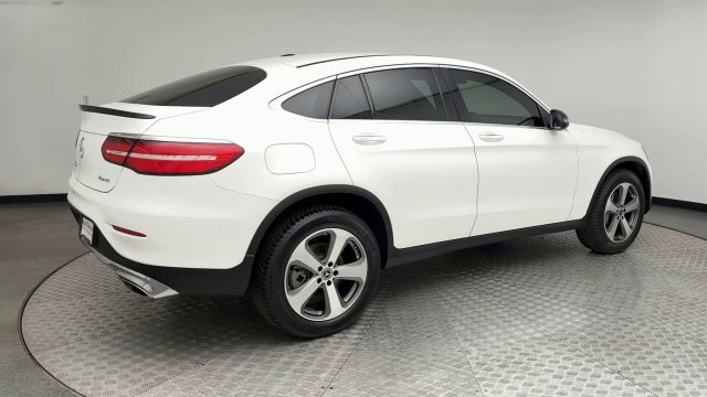 Used 2018 Mercedes-Benz GLC 300 4MATIC Coupe image 2