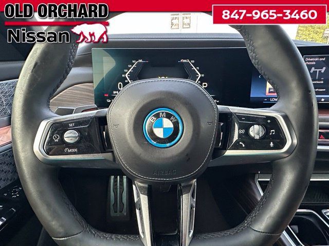 Used 2023 BMW i7 xDrive60 AWD/4WD image 23