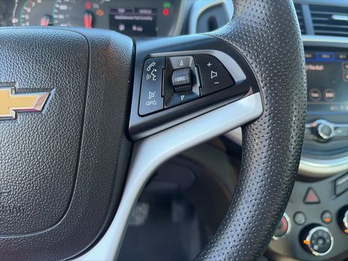 Used 2020 Chevrolet Sonic LT image 18