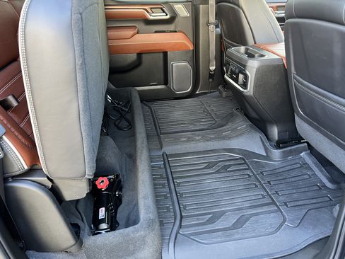 Used 2023 GMC Sierra 1500 Denali Ultimate AWD/4WD image 21