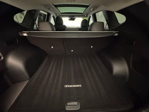 Used 2022 Hyundai Tucson Limited image 32