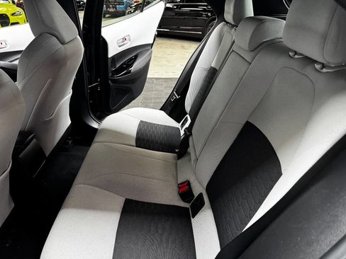 Used 2019 Toyota Corolla SE image 39