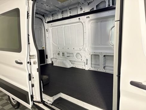 Used 2023 Ford Transit 350 148 High Roof RWD image 3