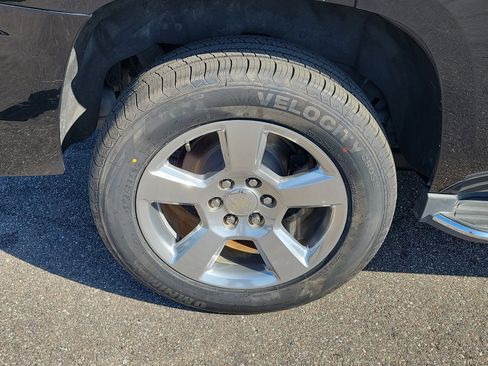 Used 2018 Chevrolet Tahoe Premier image 40