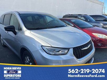 Used 2024 Chrysler Pacifica Touring-L