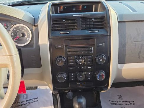 Used 2011 Ford Escape XLS w/ 102A Rapid Spec Order Code FWD image 16