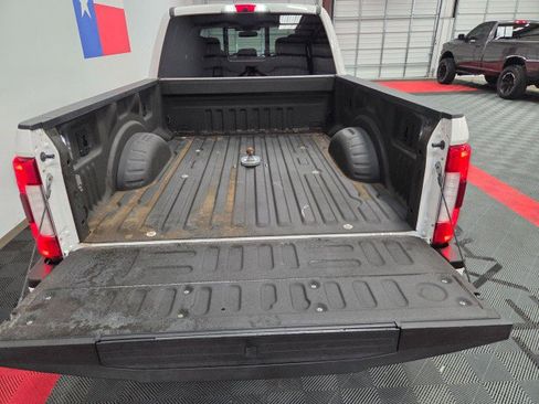 Used 2019 Ford F250 Limited w/ FX4 Off-Road Package image 32