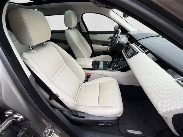 Used 2020 Land Rover Range Rover Velar S AWD/4WD image 24