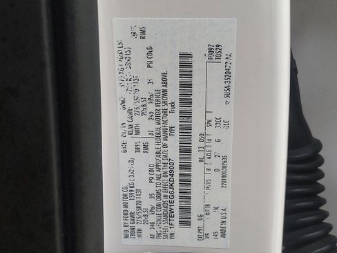 Used 2018 Ford F150 Lariat w/ Equipment Group 502A Luxury AWD/4WD image 33