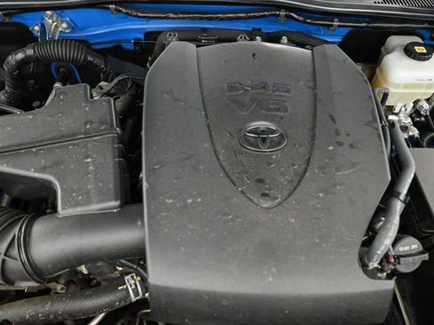 Used 2021 Toyota Tacoma TRD Off-Road image 37