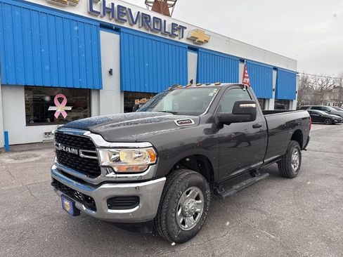 Used 2023 RAM 2500 Tradesman image 2