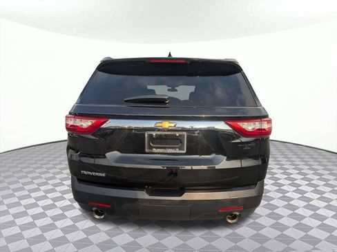 Used 2019 Chevrolet Traverse LS FWD image 5