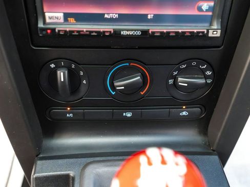 Used 2008 Ford Mustang Shelby GT500 RWD image 32