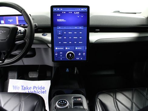 Used 2021 Ford Mustang Mach-E California Route 1 image 18