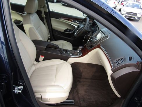 Used 2016 Buick Regal image 21