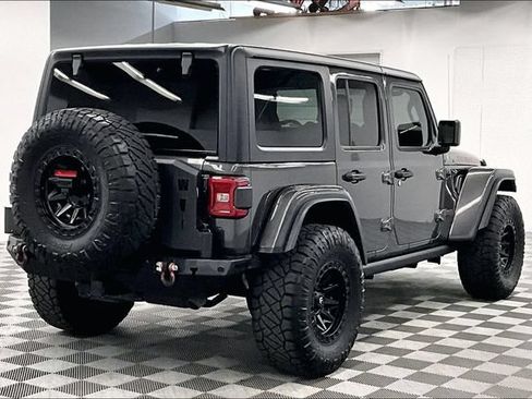 Used 2021 Jeep Wrangler Unlimited Rubicon w/ LED Lighting Group AWD/4WD image 12
