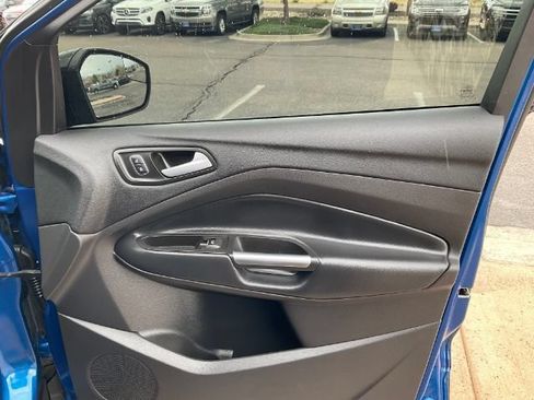 Used 2019 Ford Escape SE AWD/4WD image 23