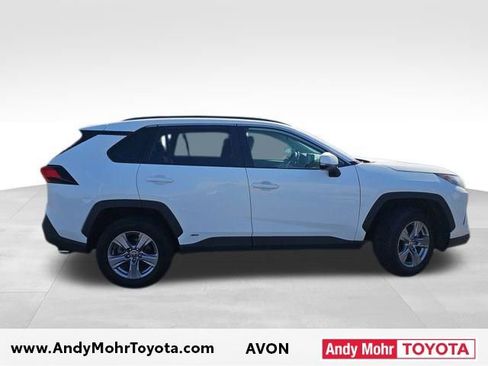 Used 2022 Toyota RAV4 XLE image 8
