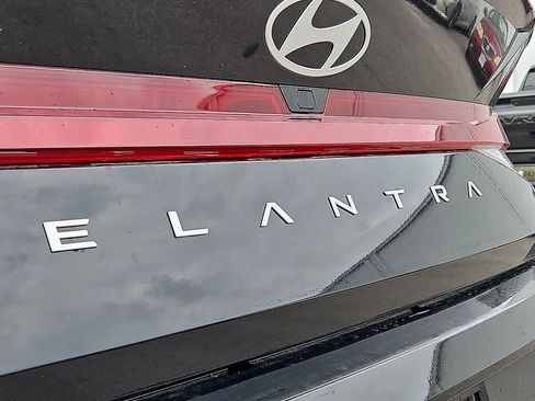 New 2026 Hyundai Elantra Sport FWD image 24