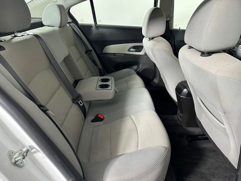 Used 2016 Chevrolet Cruze LT FWD image 23