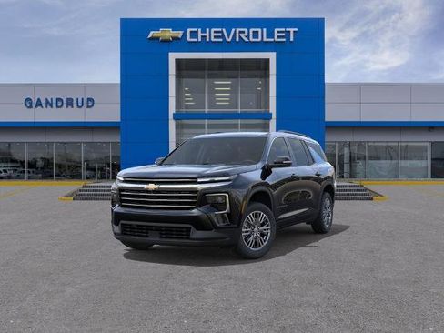 New 2027 Chevrolet Traverse LT w/ Driver Confidence Package AWD/4WD image 8