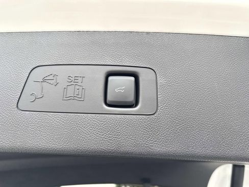 New 2026 Lincoln Corsair Premiere image 12