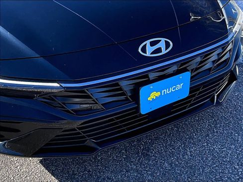 Used 2024 Hyundai Elantra SEL w/ Convenience Package image 31