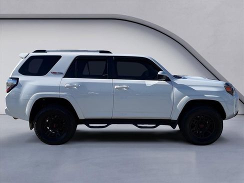 Used 2016 Toyota 4Runner TRD Pro image 6