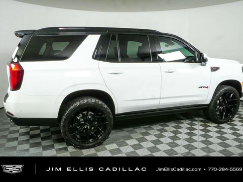 Used 2025 GMC Yukon AT4 Ultimate w/ LPO, Floor Liner Package AWD/4WD image 2