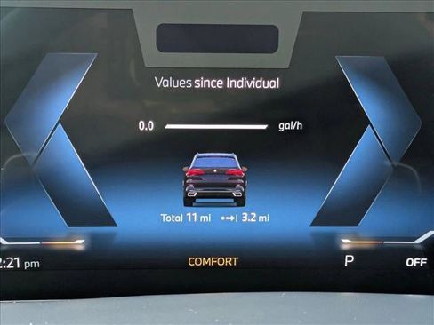 Used 2026 BMW X5 xDrive40i w/ M Sport Package AWD/4WD image 11