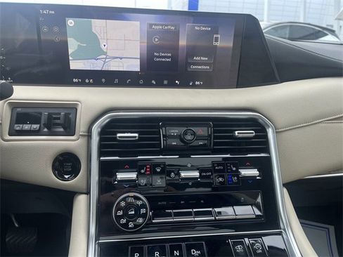 Certified 2025 Nissan Armada Platinum Reserve image 20