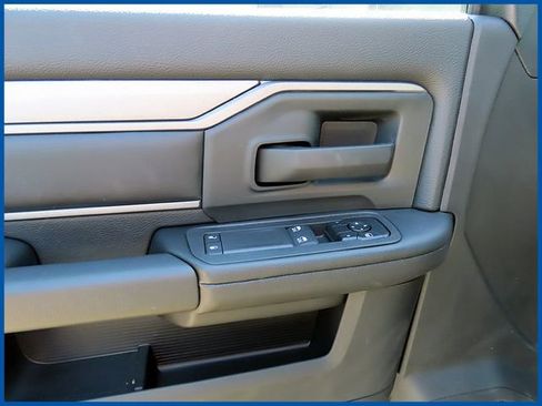 New 2026 RAM 5500 Tradesman w/ Chrome Appearance Group AWD/4WD image 9