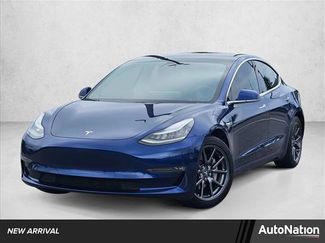 Used 2020 Tesla Model 3 Long Range video 1