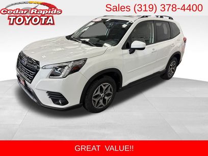 Used 2024 Subaru Forester Premium w/ POP Package 3