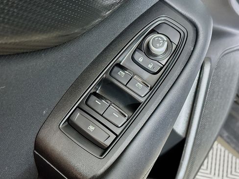 Used 2023 Subaru Outback Premium AWD/4WD image 17