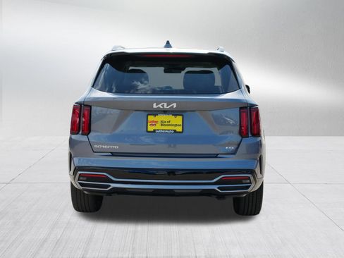 Certified 2023 Kia Sorento SX AWD/4WD image 6