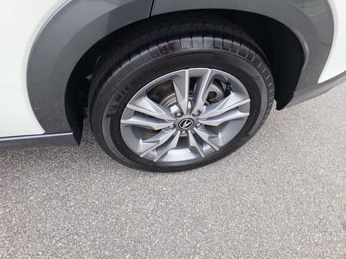 Certified 2025 Acura ADX AWD image 31