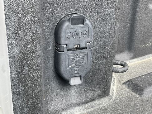 Used 2021 Chevrolet Silverado 2500 High Country w/ Z71 Off-Road Package image 45