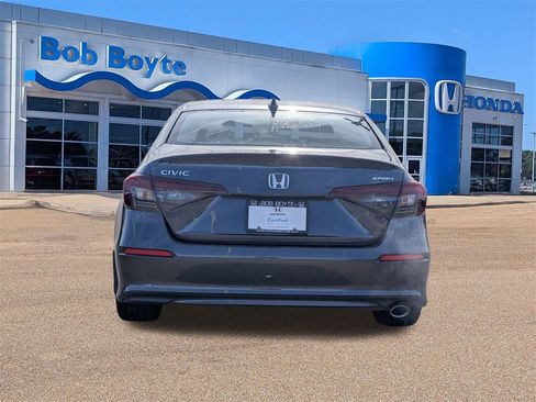 Certified 2025 Honda Civic Sport image 4